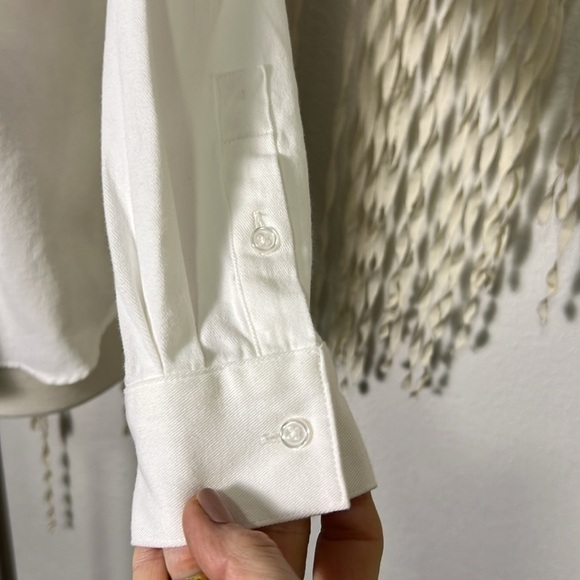 Super Natural by Secret Mission Cotton Twill Eyelet Everly Shirt Jacket In Ecru - Picture 5 of 14